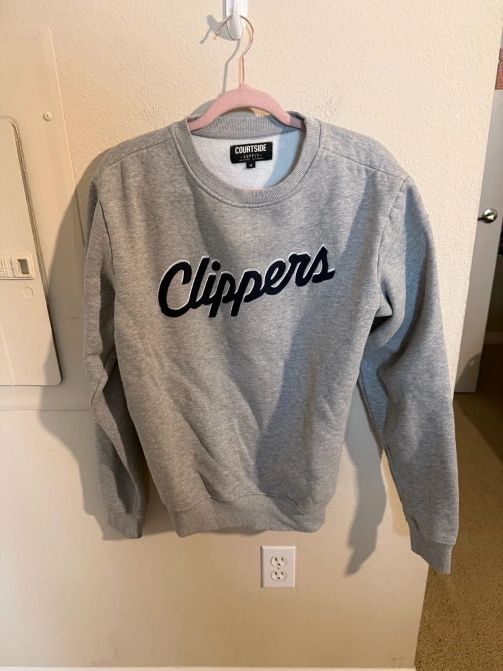 LA Clippers Crewneck Sweatshirt Mens M Gray Courtside Supply NBA Fleece Pullover